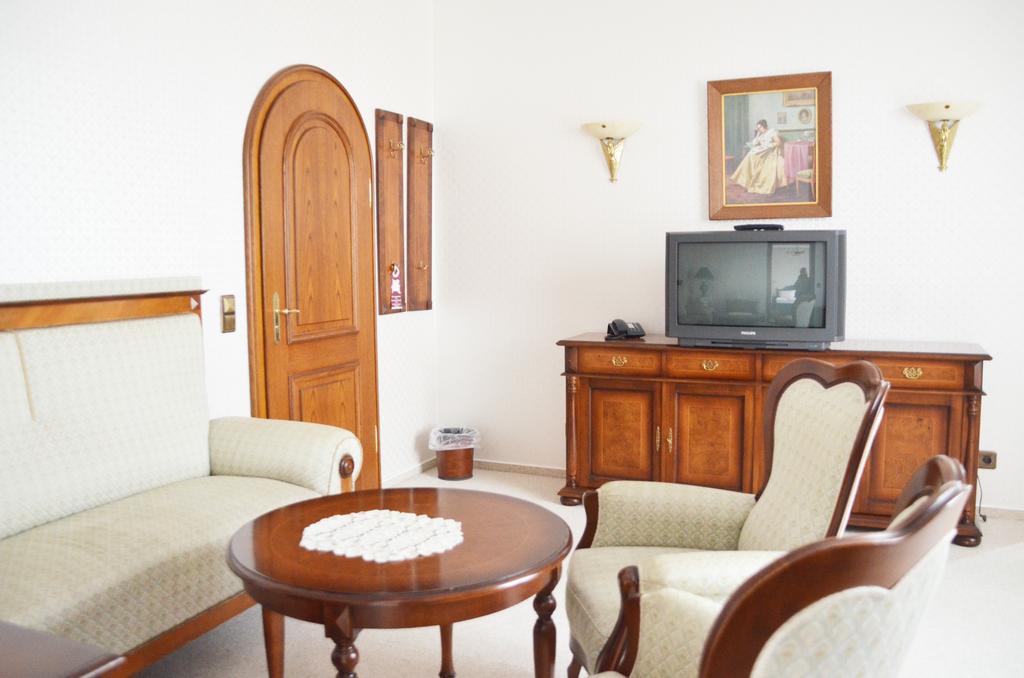 Hotel Alt-Karow Berlin Bilik gambar