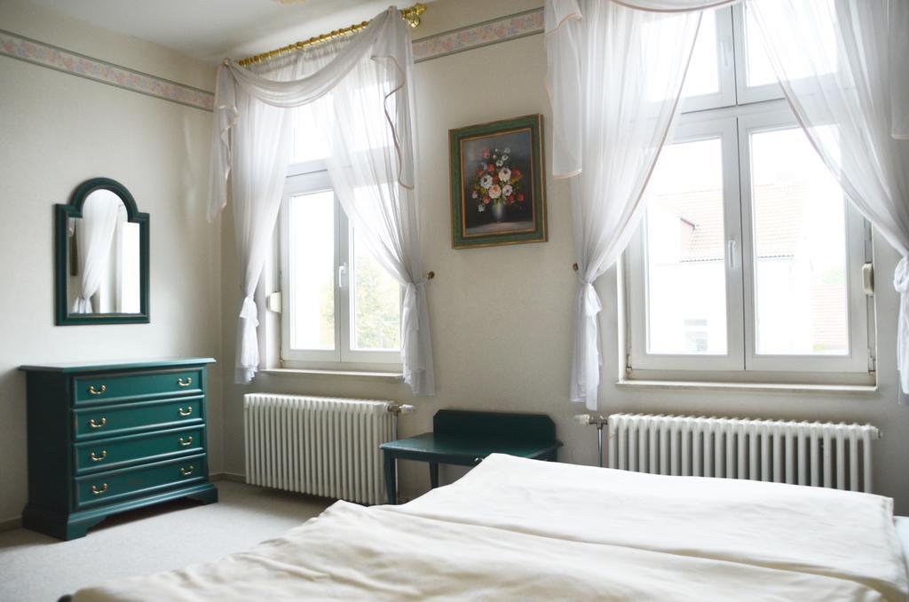 Hotel Alt-Karow Berlin Luaran gambar